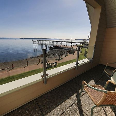Sidney Waterfront Inn & Suites ภายนอก รูปภาพ