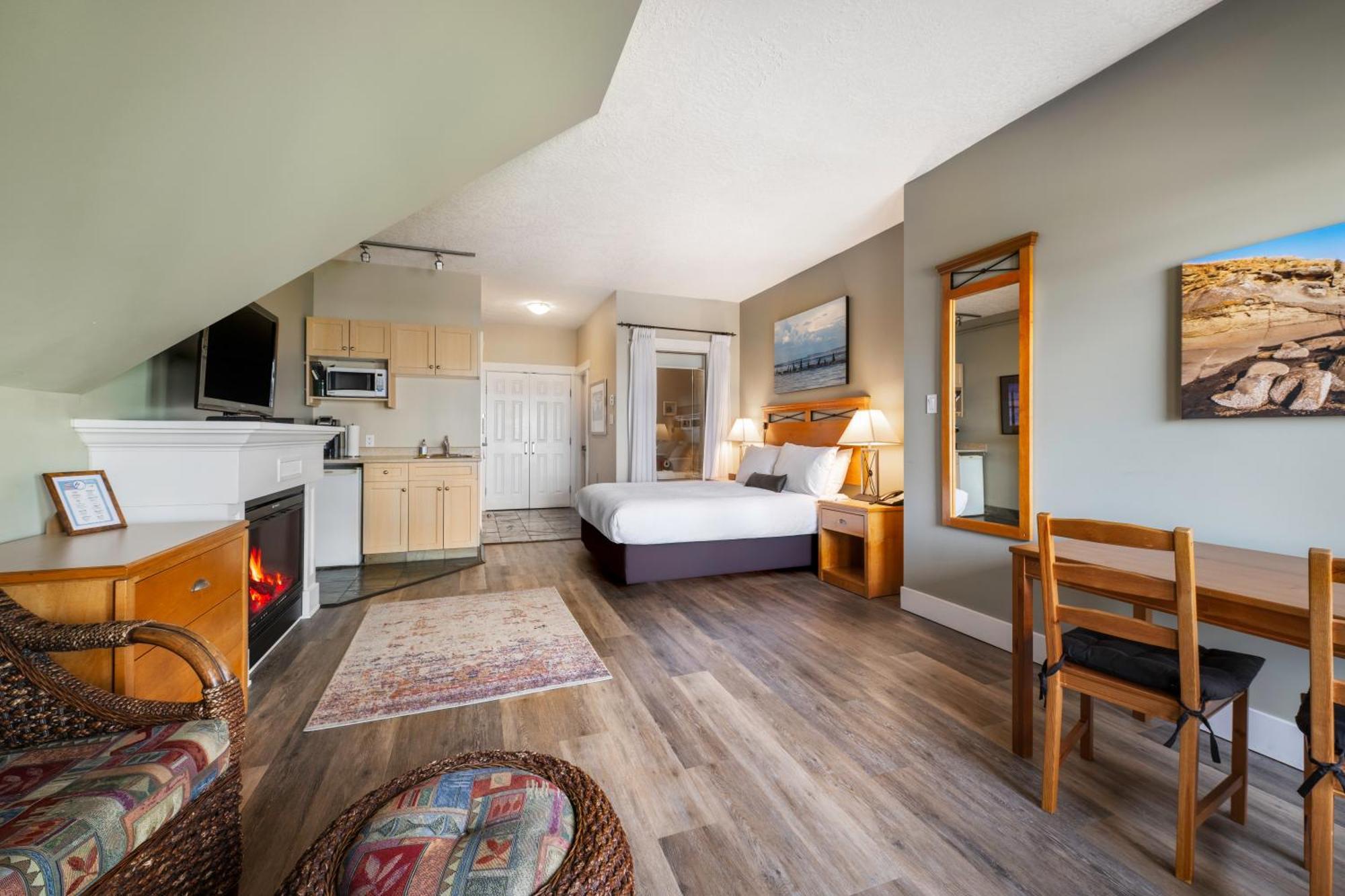 Sidney Waterfront Inn & Suites ภายนอก รูปภาพ