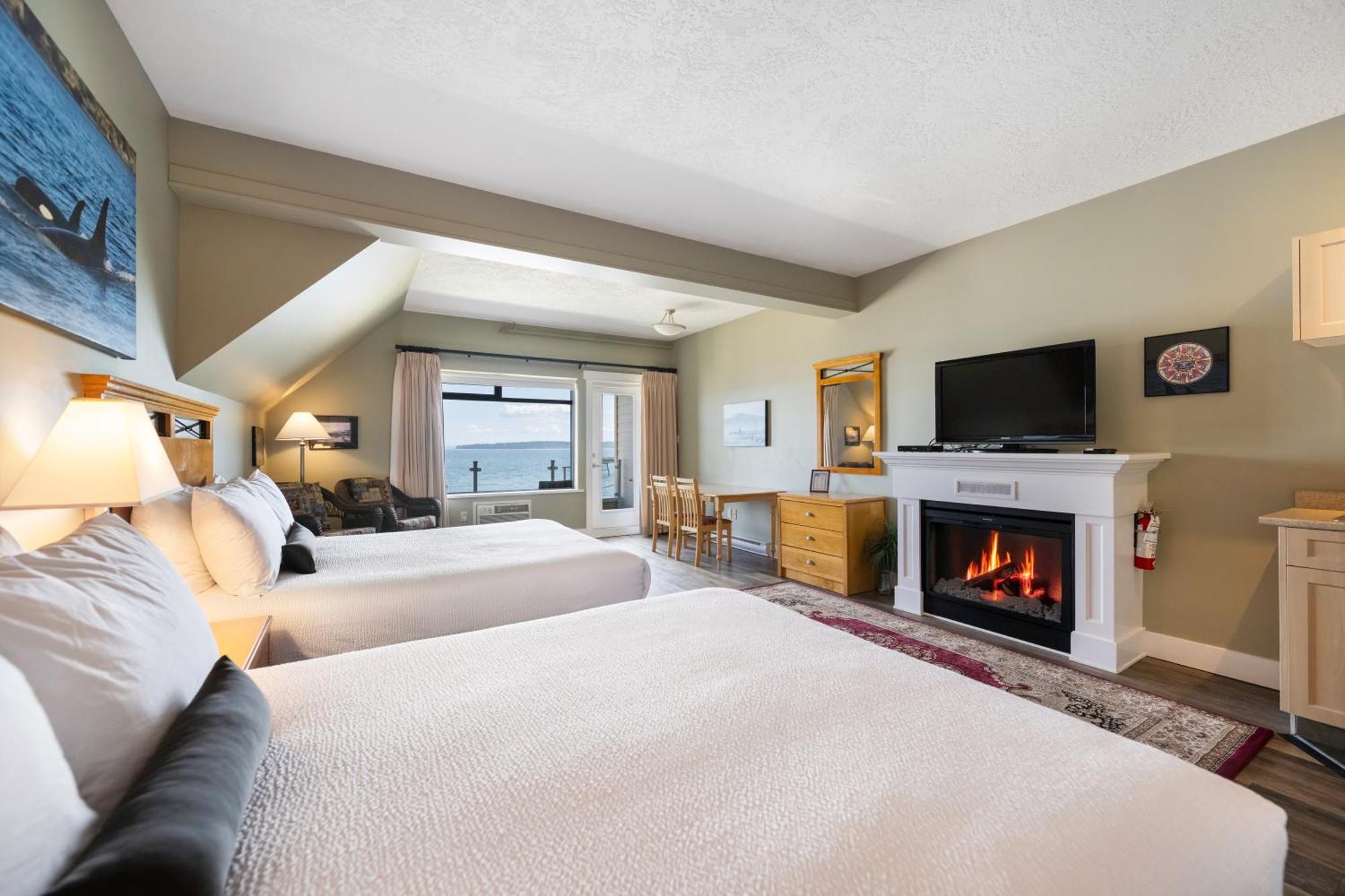 Sidney Waterfront Inn & Suites ภายนอก รูปภาพ